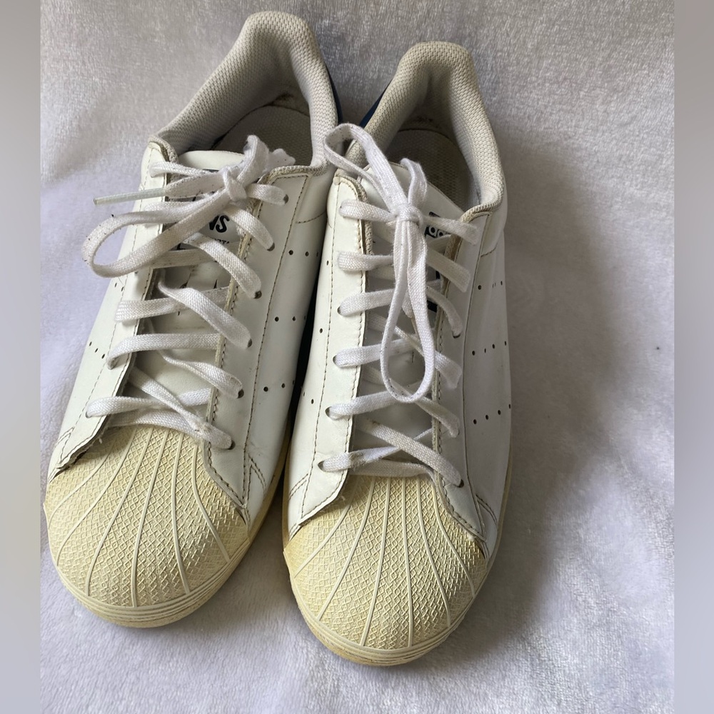 Adidas Superstar White Cream Shell Toe Sneakers Men's 6.5 / Women's 7.5 FX3913